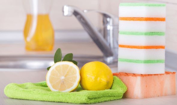 6 Ways To Clean Using a Lemon!